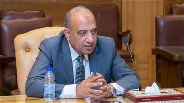 تقاصيل الحادث المروري لموكب وزير الكهرباء بطريق الإسكندرية الصحراوي